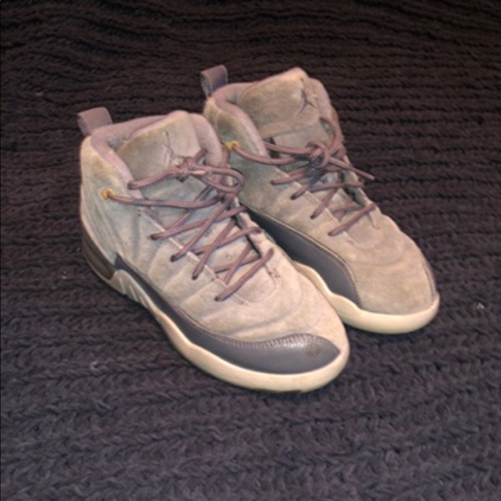 Grey Jordan 12s Ss2